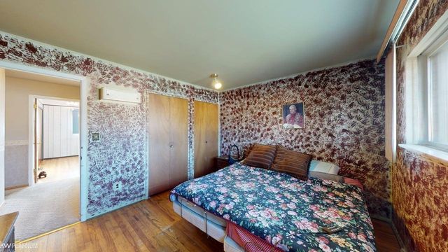 13212 Balfour Drive, Warren, MI 48088