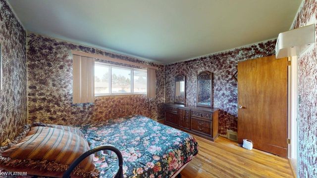 13212 Balfour Drive, Warren, MI 48088