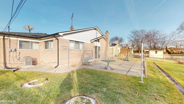 13212 Balfour Drive, Warren, MI 48088