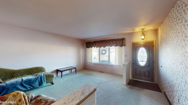 13212 Balfour Drive, Warren, MI 48088