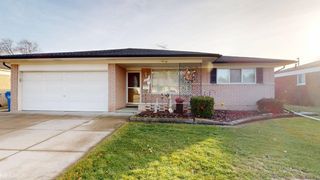 13212 Balfour Drive, Warren, MI 48088