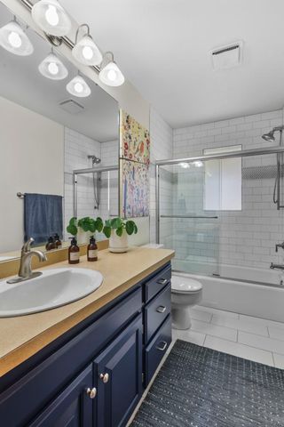 9134 Fox Run Circle, Eden Prairie, MN 55347