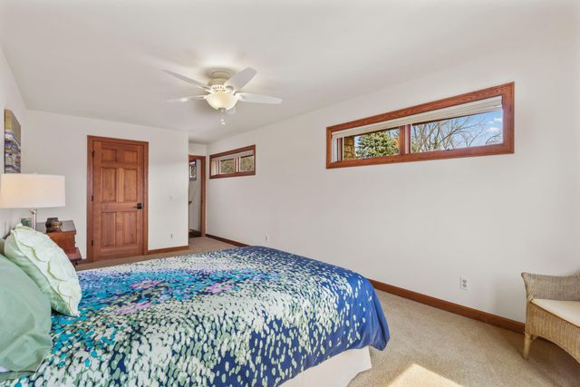 9134 Fox Run Circle, Eden Prairie, MN 55347