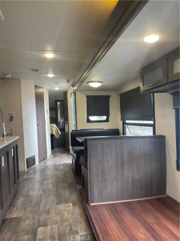 795 47, Los Angeles, CA 90011