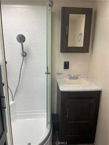795 47, Los Angeles, CA 90011