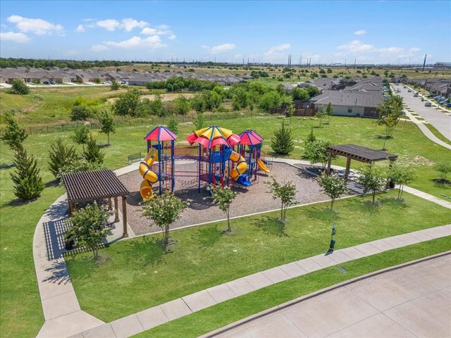 357 Dry Canyon Way, Fort Worth, TX 76177