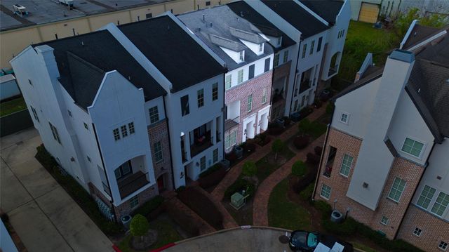 2029 Fannin Station N, Houston, TX 77045