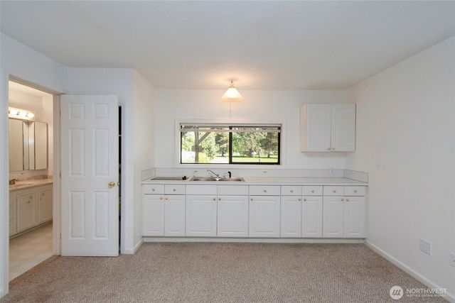 370 Dungeness Meadows, Sequim, WA 98382
