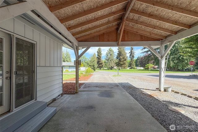 370 Dungeness Meadows, Sequim, WA 98382