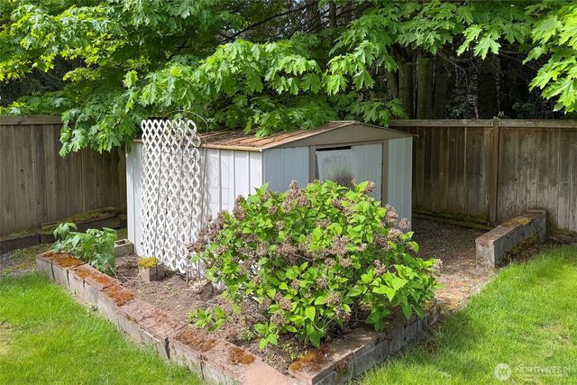 370 Dungeness Meadows, Sequim, WA 98382