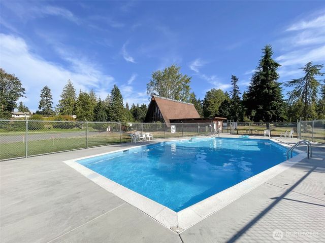 370 Dungeness Meadows, Sequim, WA 98382