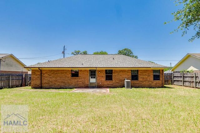 1750 Ashton Drive, Hinesville, GA 31313