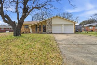 405 Marion Lane, Burleson, TX 76028