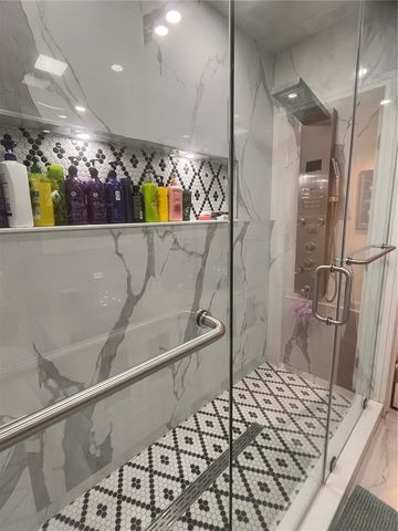 3305 W AILEEN STREET, Tampa, FL 33607