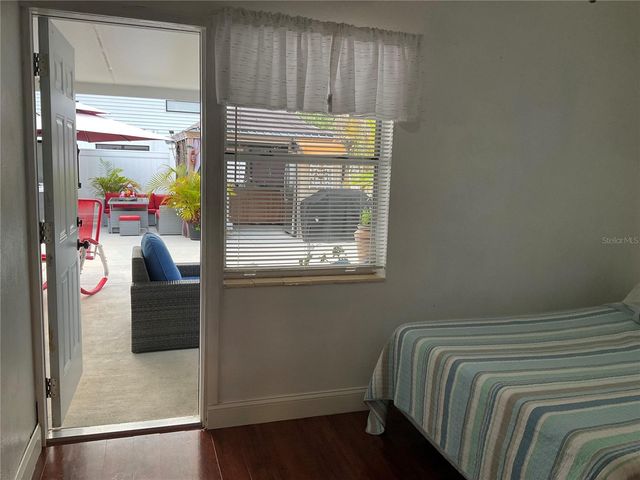 3305 W AILEEN STREET, Tampa, FL 33607