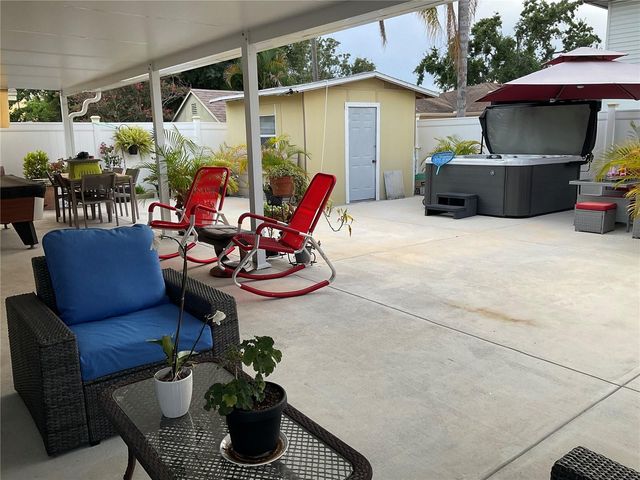 3305 W AILEEN STREET, Tampa, FL 33607