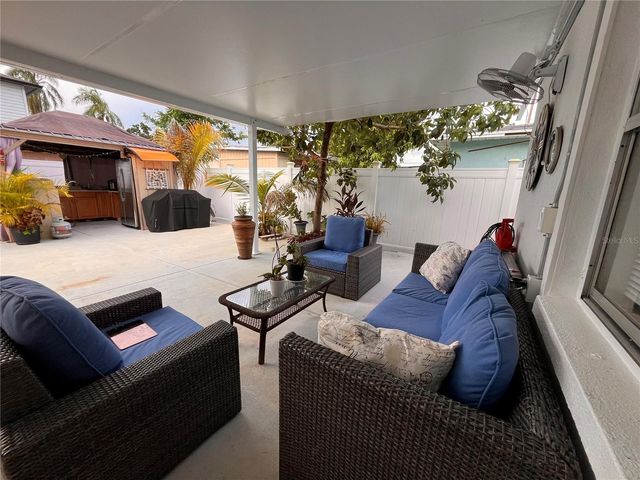 3305 W AILEEN STREET, Tampa, FL 33607