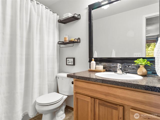 17834 Rising Court SE, Yelm, WA 98597