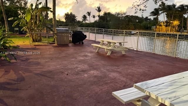 1275 Marseille Dr 40, Miami Beach, FL 33141