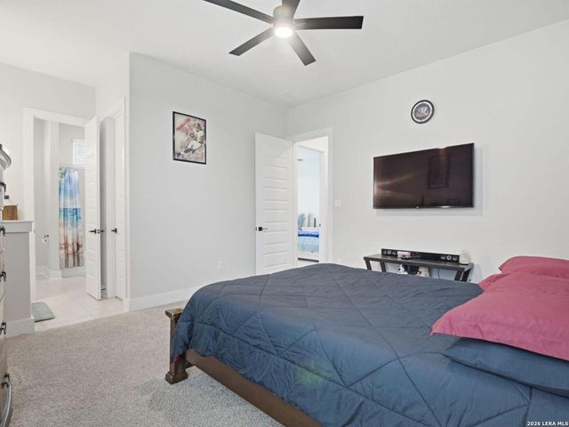 199 POE PKWY, Castroville, TX 78009