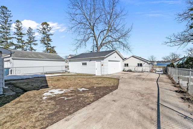 1018 ARTHUR AVENUE, Oshkosh, WI 54902