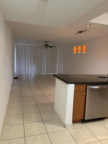 8311 Sands Point Boulevard 106, Tamarac, FL 33321