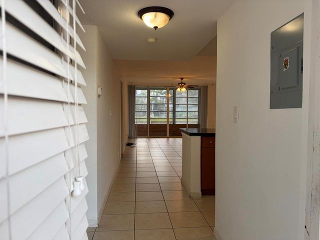 8311 Sands Point Boulevard 106, Tamarac, FL 33321