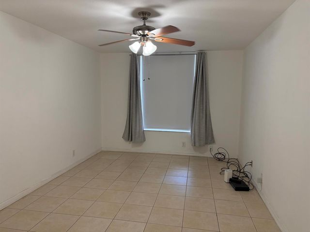 8311 Sands Point Boulevard 106, Tamarac, FL 33321