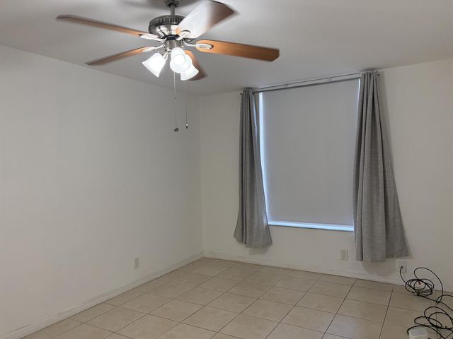 8311 Sands Point Boulevard 106, Tamarac, FL 33321