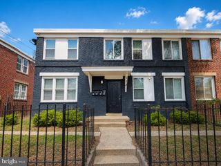 113 GALVESTON PL SW, Washington, DC 20032