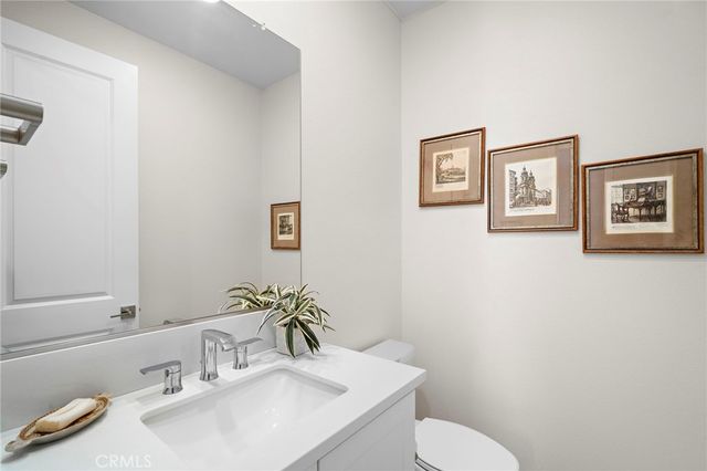9896 Heron Avenue, Fountain Valley, CA 92708