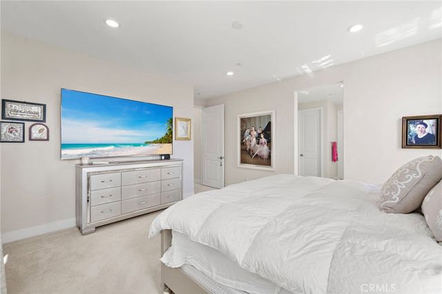9896 Heron Avenue, Fountain Valley, CA 92708