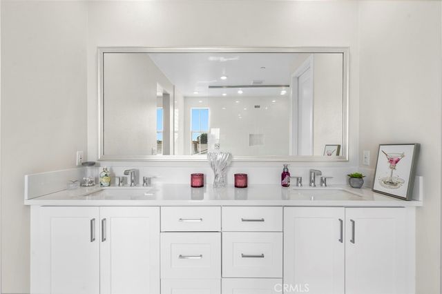 9896 Heron Avenue, Fountain Valley, CA 92708