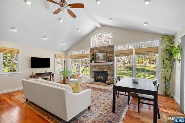 548 Rivervale Road, River Vale, NJ 07675