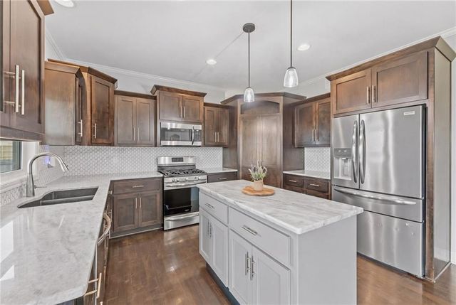 14096 S Landon Street, Olathe, KS 66061