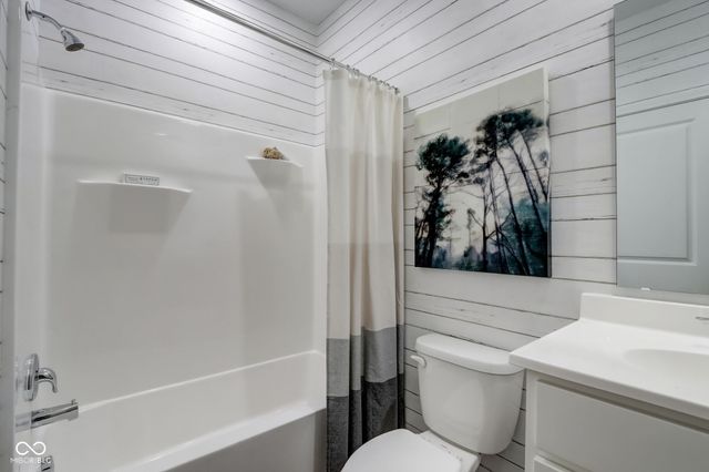 9108 Steinbeck Lane, Indianapolis, IN 46239