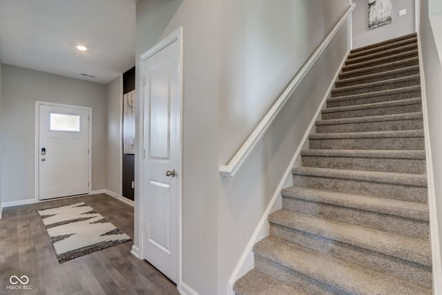 9108 Steinbeck Lane, Indianapolis, IN 46239