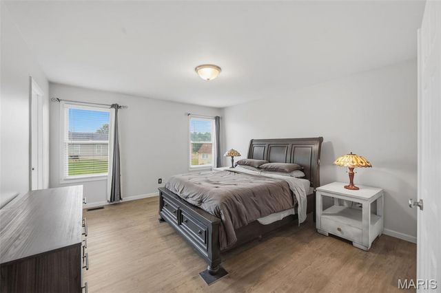 404 Shady River Drive, O'fallon, MO 63366