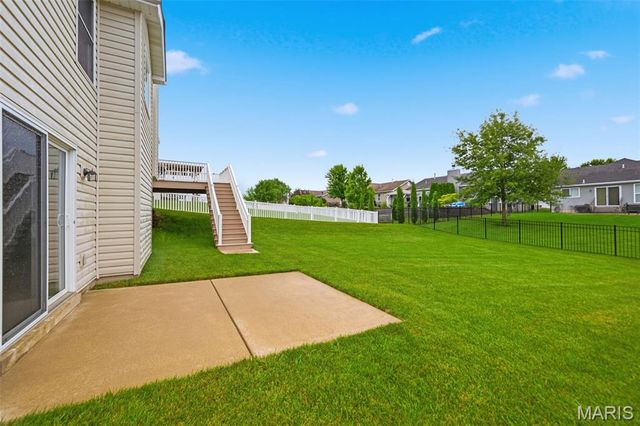 404 Shady River Drive, O'fallon, MO 63366