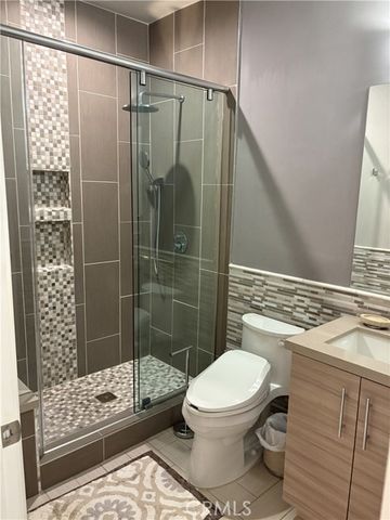 10595 Ashton Avenue 201, Los Angeles, CA 90024