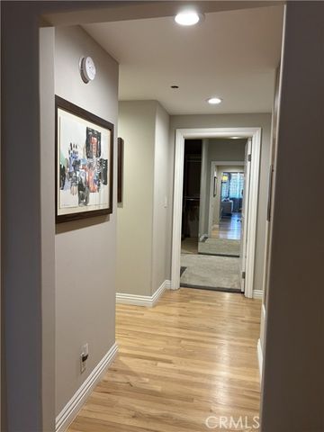 10595 Ashton Avenue 201, Los Angeles, CA 90024