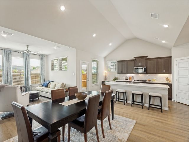 10613 Smiths Bend Road, Fort Worth, TX 76126