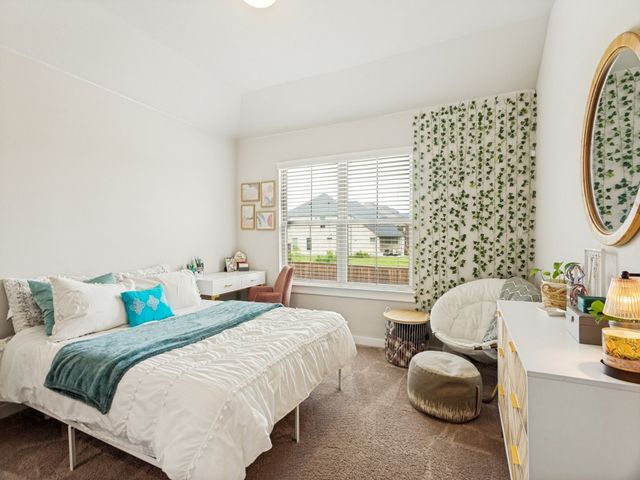 10613 Smiths Bend Road, Fort Worth, TX 76126