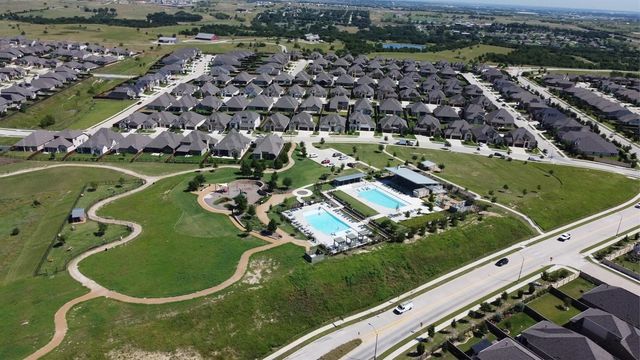 10613 Smiths Bend Road, Fort Worth, TX 76126