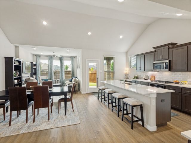 10613 Smiths Bend Road, Fort Worth, TX 76126