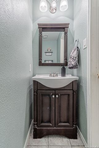 9554 Celine, San Antonio, TX 78250