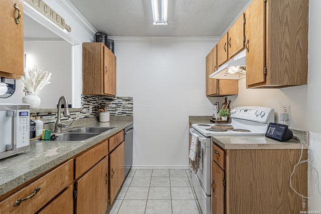 9554 Celine, San Antonio, TX 78250