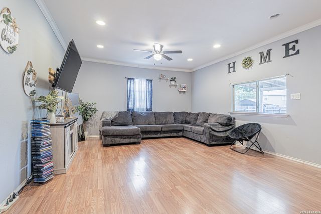 9554 Celine, San Antonio, TX 78250