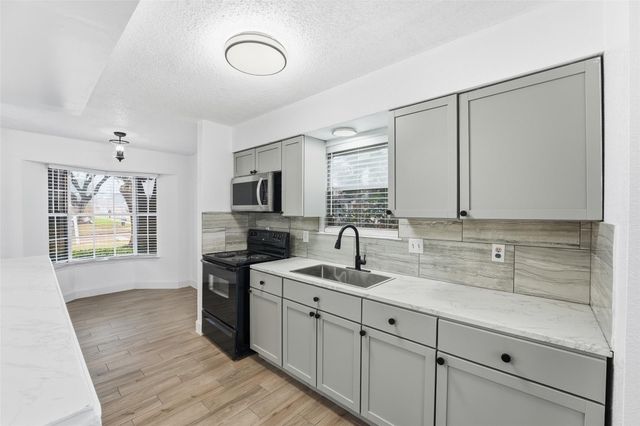 1054 Somercotes Lane, Channelview, TX 77530