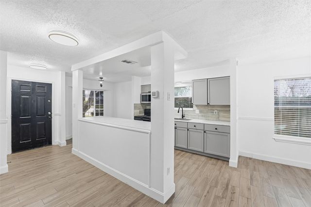 1054 Somercotes Lane, Channelview, TX 77530